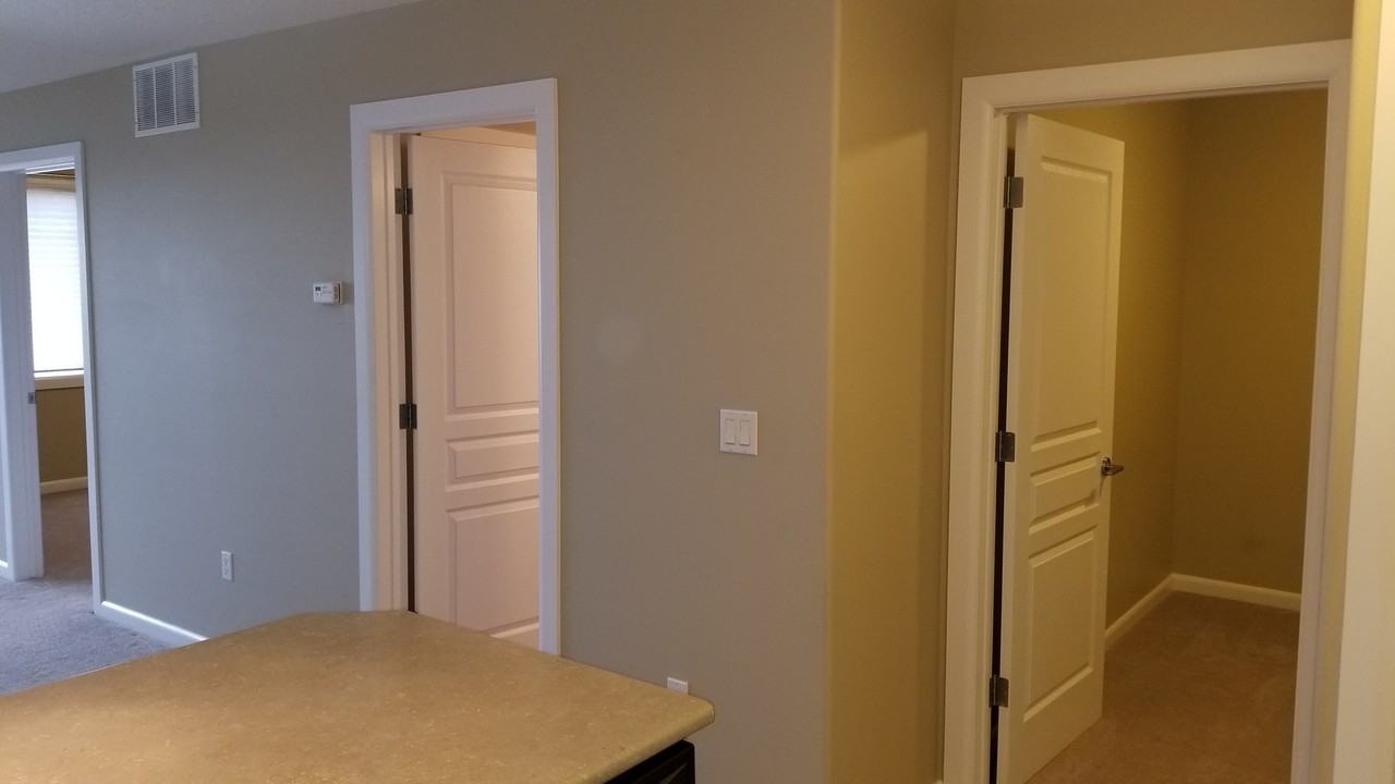 221, 300 Palisades Way - Photo 2 of 23
