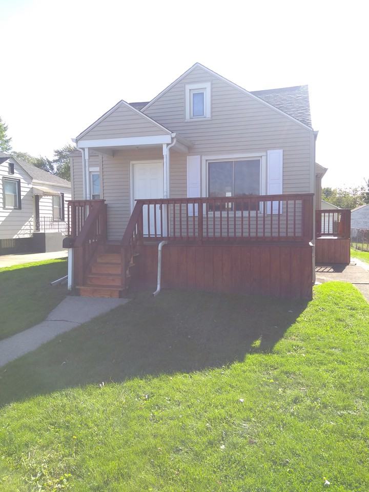 2936 Kenwood Street, Hammond, IN 46323 3 Bedroom House for 1,125/month