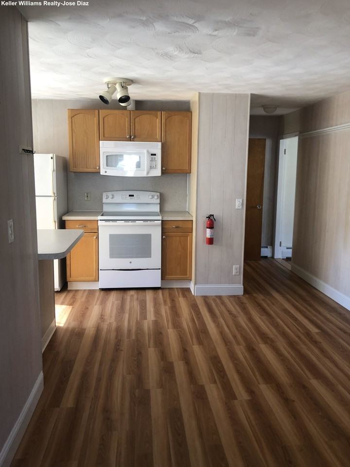 11 Lincoln St. #2L - Photo 3 of 11