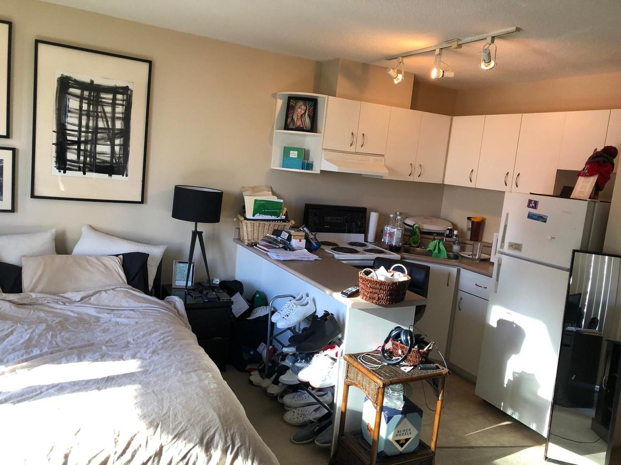1325 Rolston Street - Photo 2 of 10
