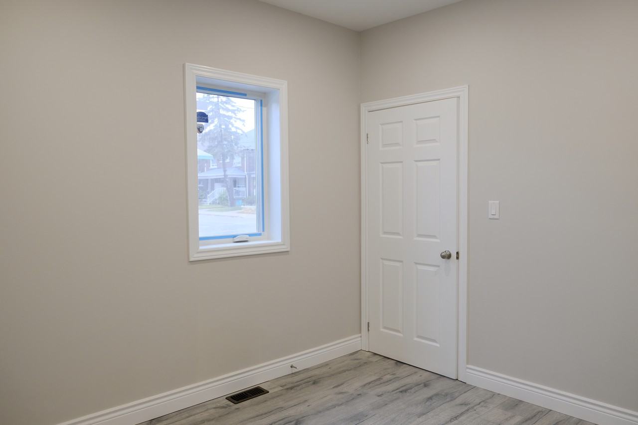 287 Saint Johns Road - Photo 3 of 7