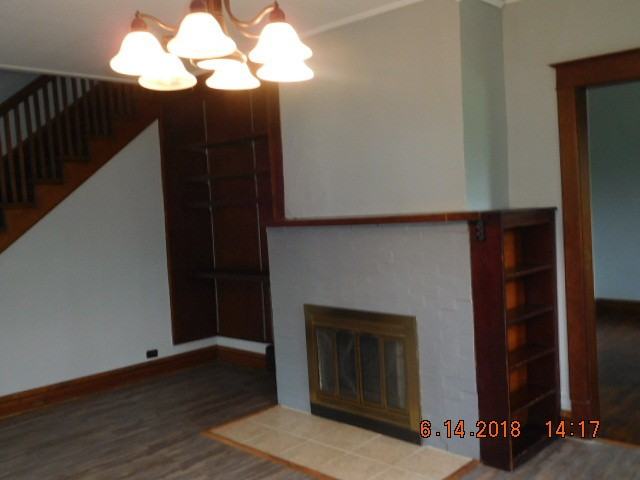 407 N Russell St - Photo 3 of 15
