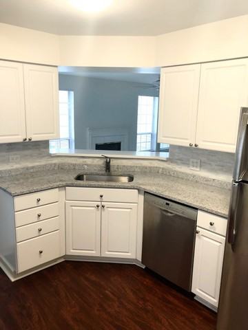 132 Pembroke #132 - Photo 2 of 11