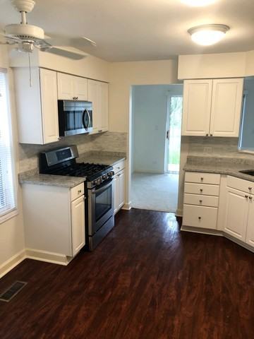 132 Pembroke #132 - Photo 3 of 11