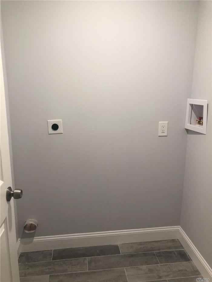 20 Terry Ave - Photo 3 of 7