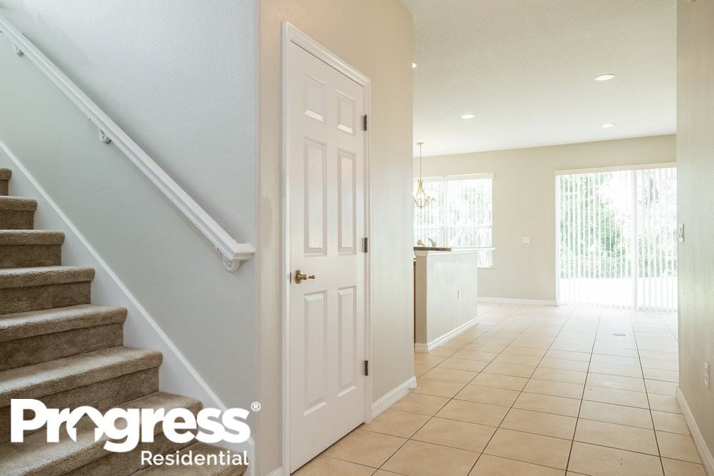 3113 Oak Brook Ln - Photo 2 of 21