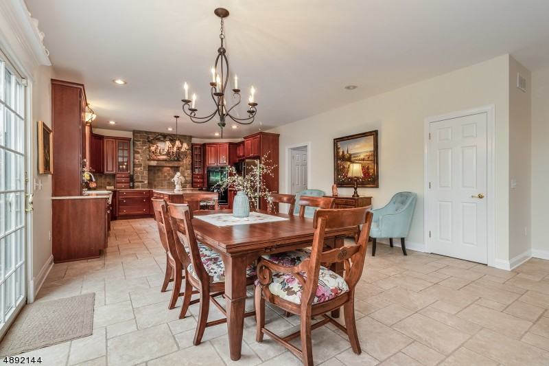 5 Williams Way - Photo 3 of 24