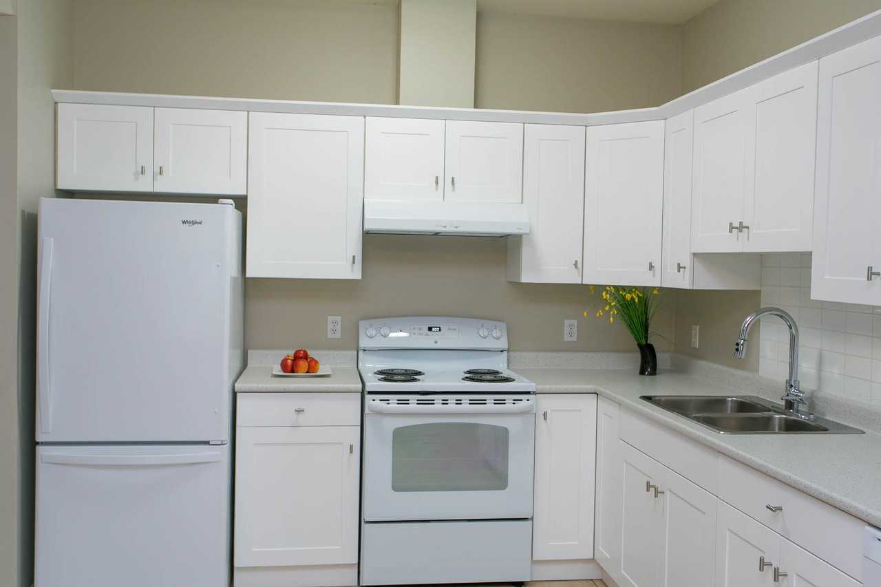 734 Patterson Avenue - Photo 3 of 16