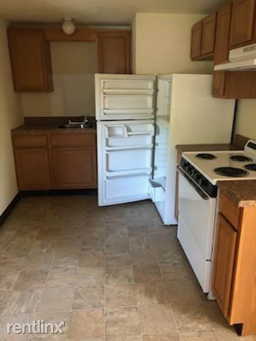 105 e Grove City Road - Photo 2 of 9