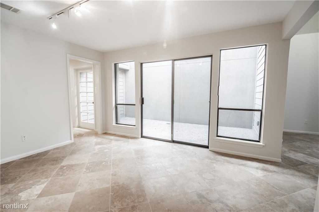 1809 Polo Rd - Photo 3 of 9