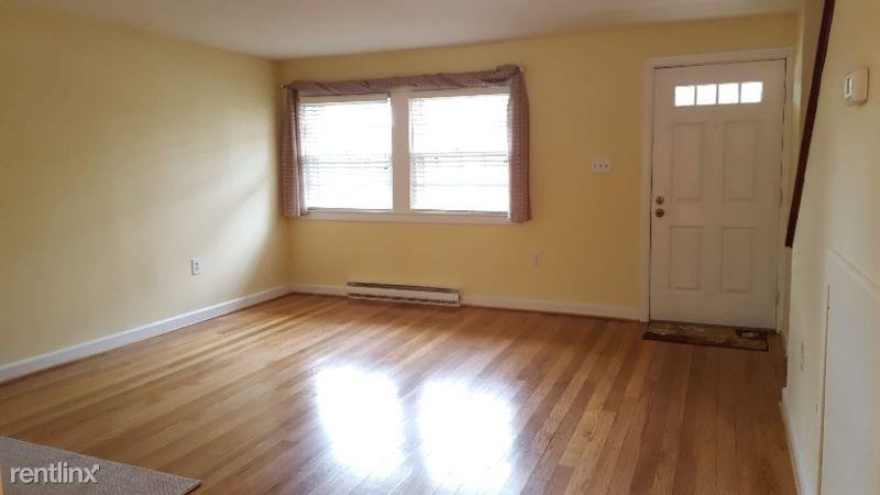 153 S. Virginia Ave - Photo 2 of 12