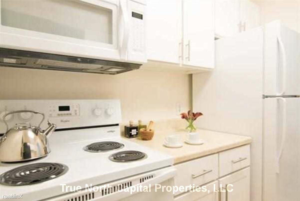 21 Westwood Glen 120 - Photo 3 of 6