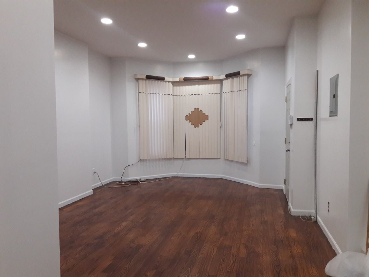 24 Shepherd Avenue - Photo 2 of 11