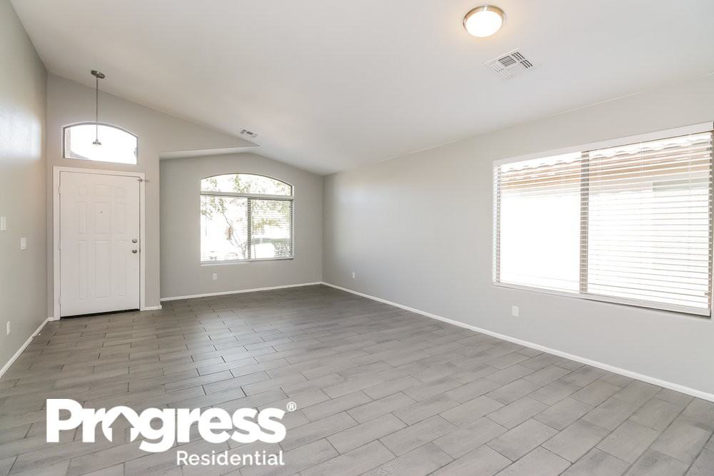 4729 W Gary Way - Photo 3 of 16