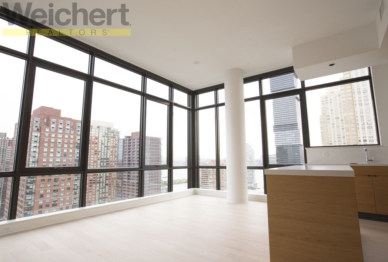 10 Provost Street #2703