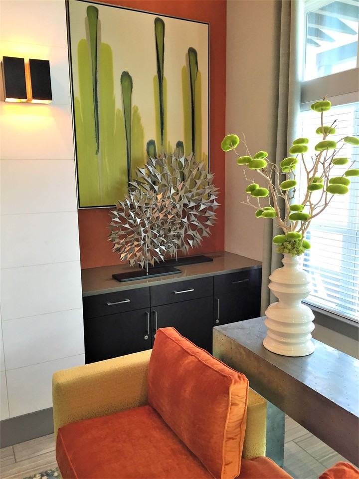 Palladium Aubrey - Photo 2 of 50