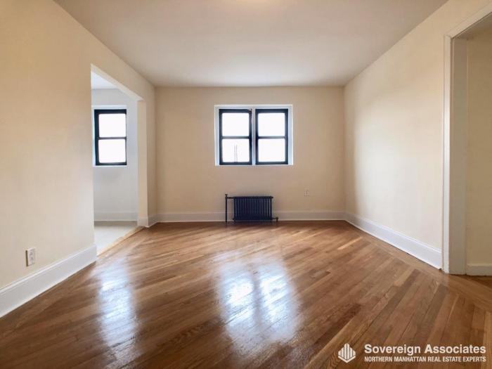 21 Fifth Avenue - Photo 2 of 9