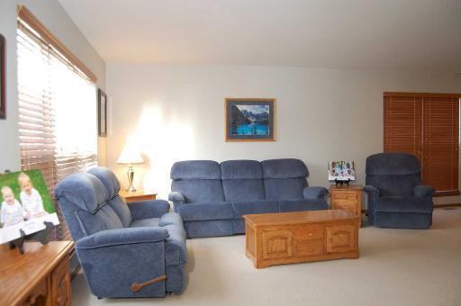 1098 Clover Hill Lane