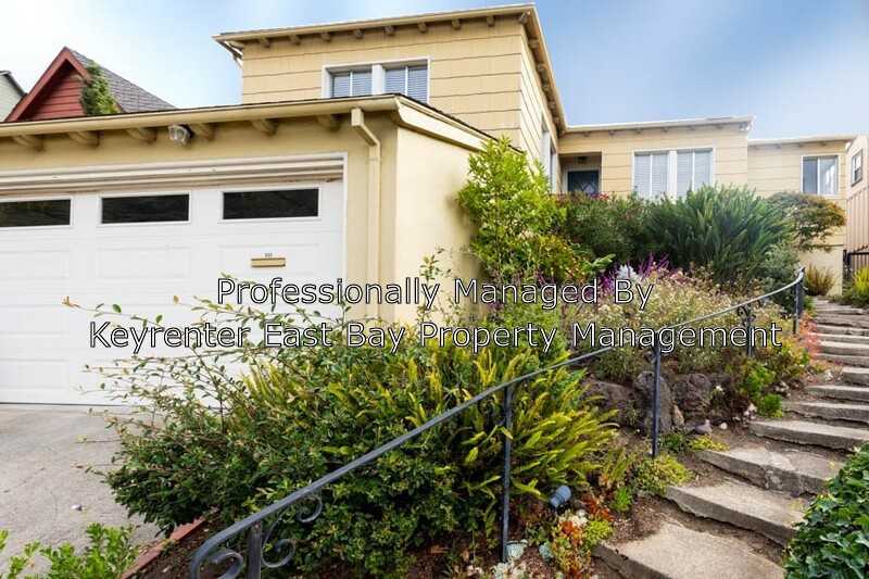 435 Spruce St - Photo 2 of 31