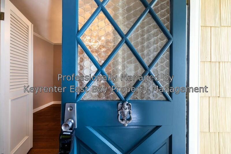 435 Spruce St - Photo 3 of 31