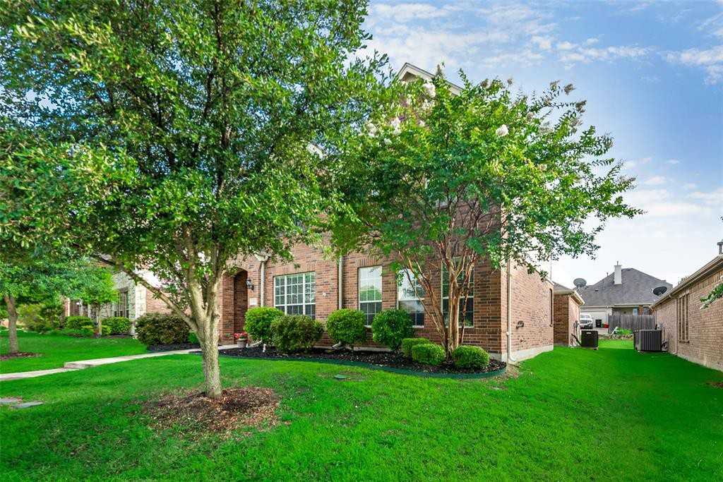 1355 Ventura Drive - Photo 2 of 36