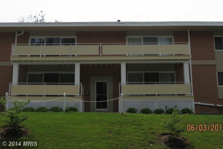 903 Woodson Rd #E - Photo 3 of 15