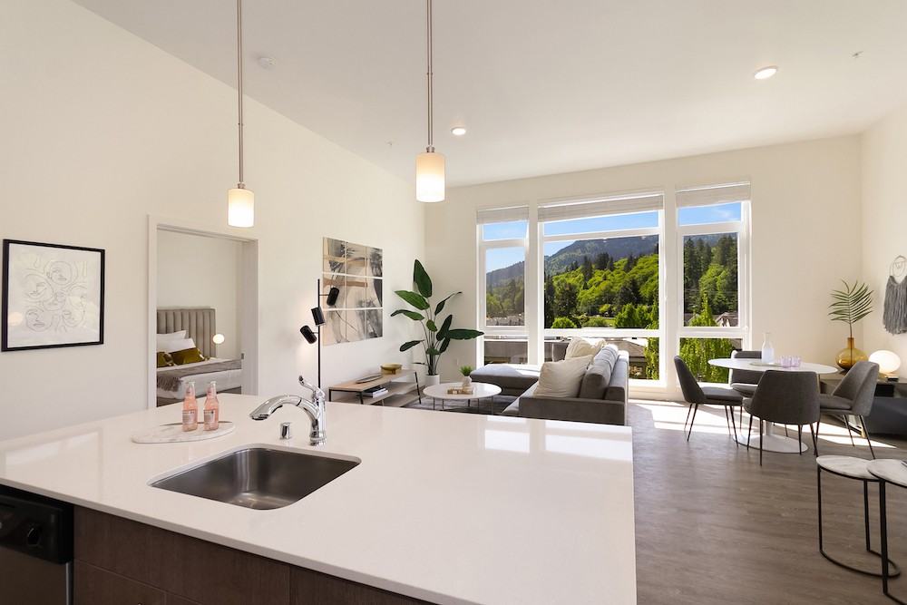 Vale - Photo 4 of 39