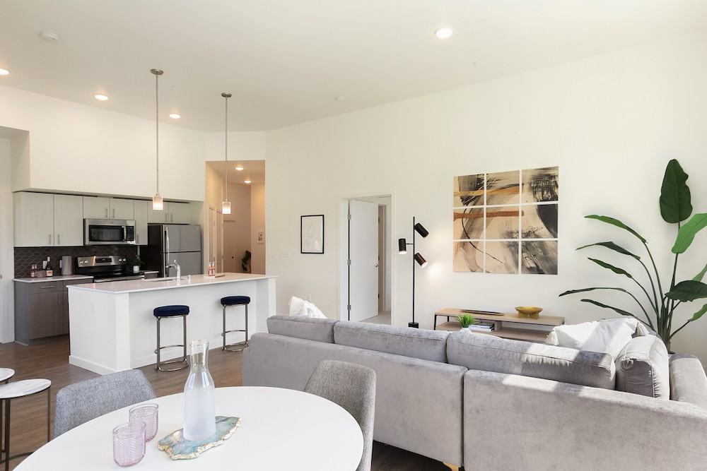 Vale - Photo 7 of 39