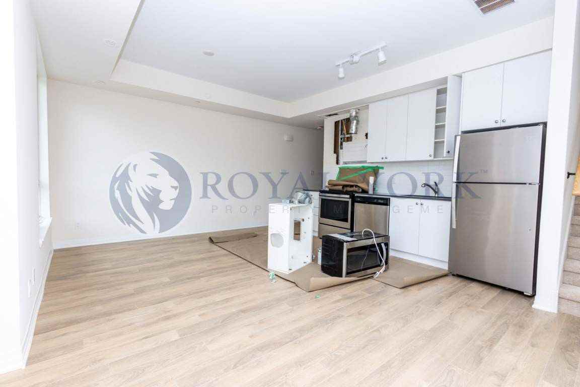 2 BED 2 BATH BRAND NEW TOWNHOUSE FOR RENT MISSISSAUGA CAWTHRA RD