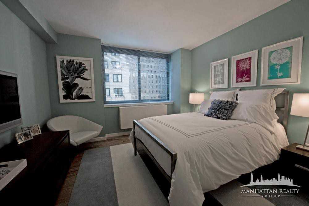William St 10C, New York, NY 10005 5 Bedroom Apartment for Rent