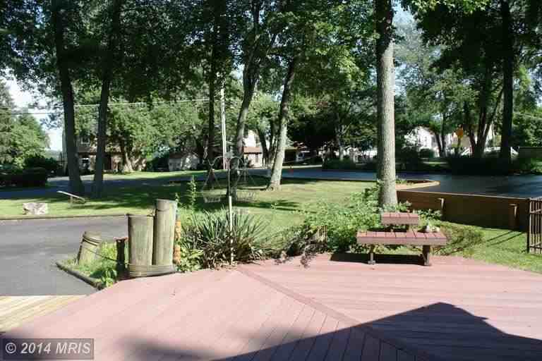 4016 Baker Ave - Photo 3 of 26