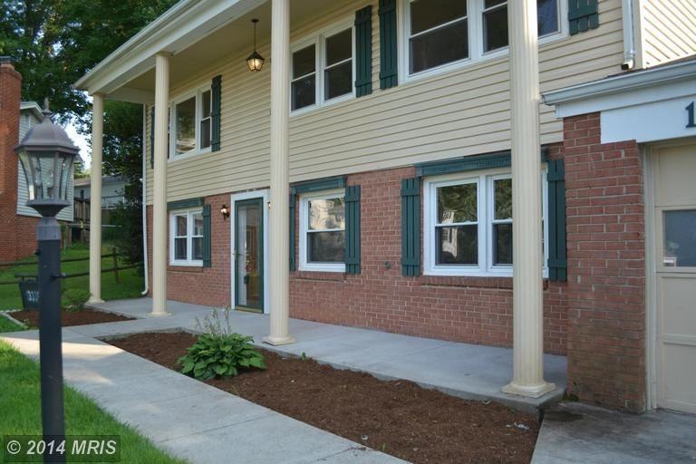 13330 Kirkdale Ct - Photo 2 of 16