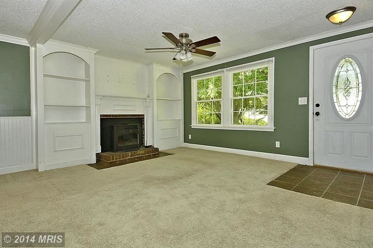 141 Penny Ln - Photo 2 of 30