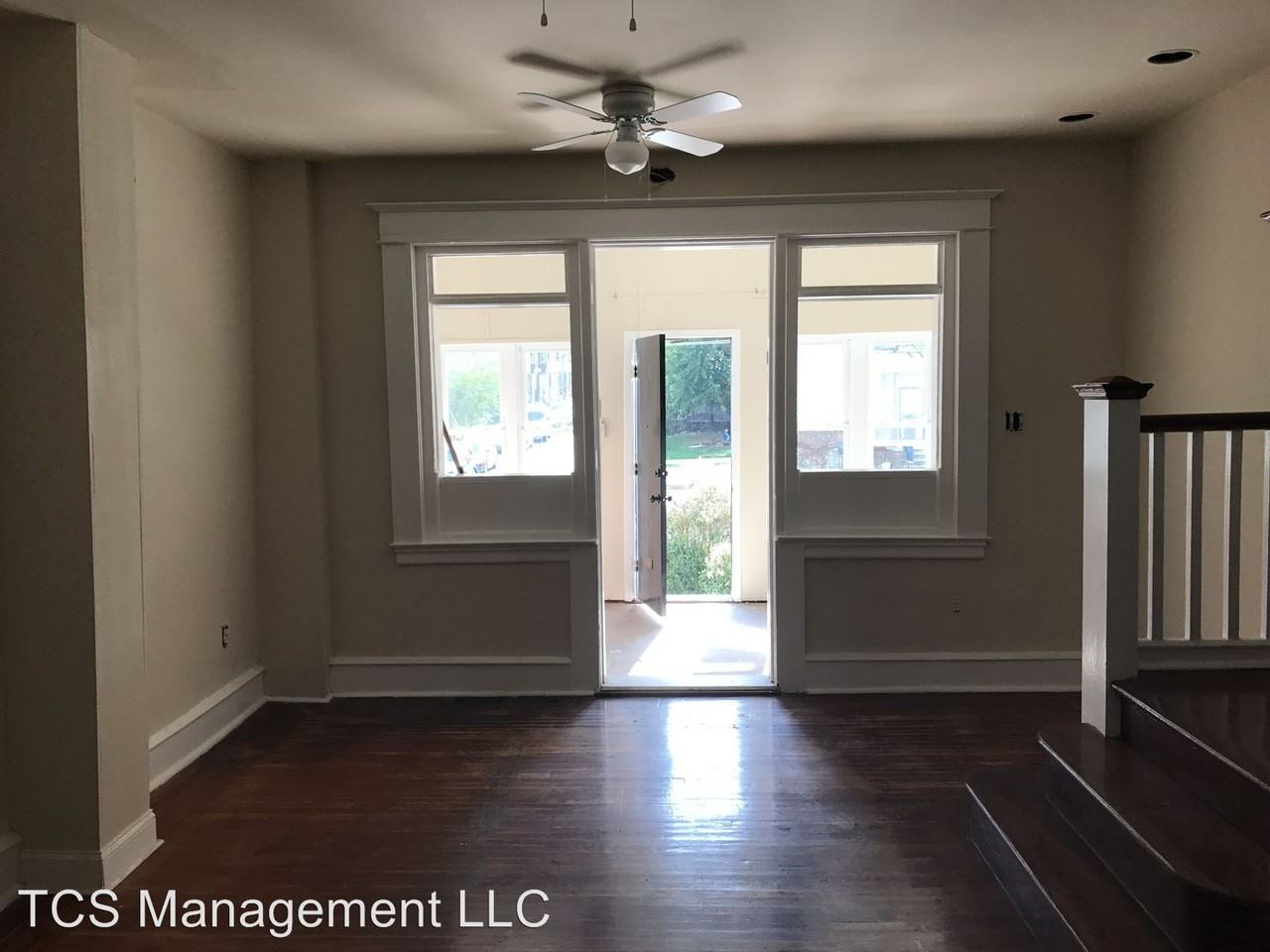 5933 Chester Avenue - Photo 3 of 8