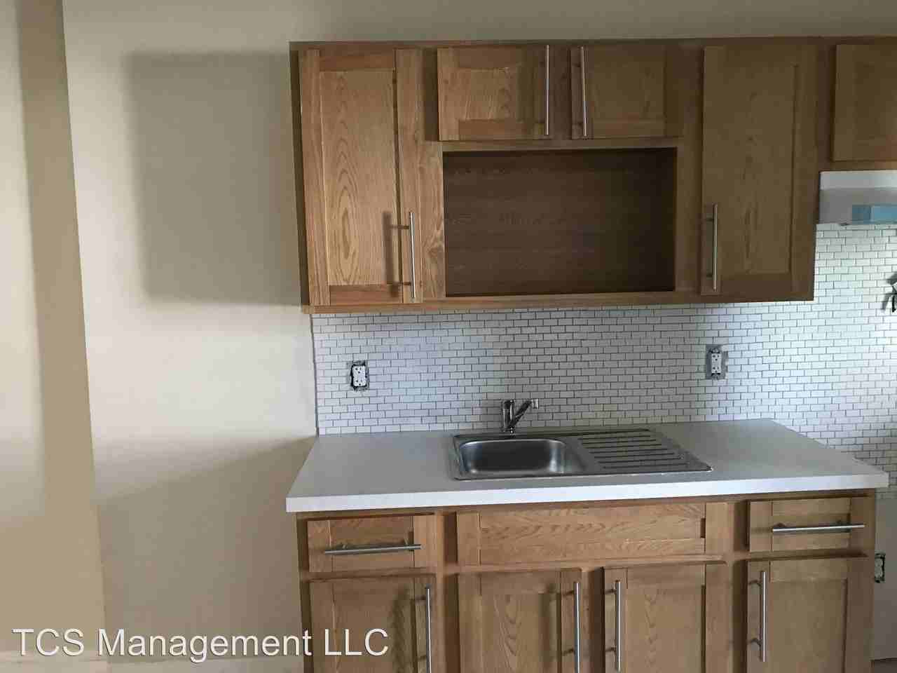 5933 Chester Avenue - Photo 2 of 8