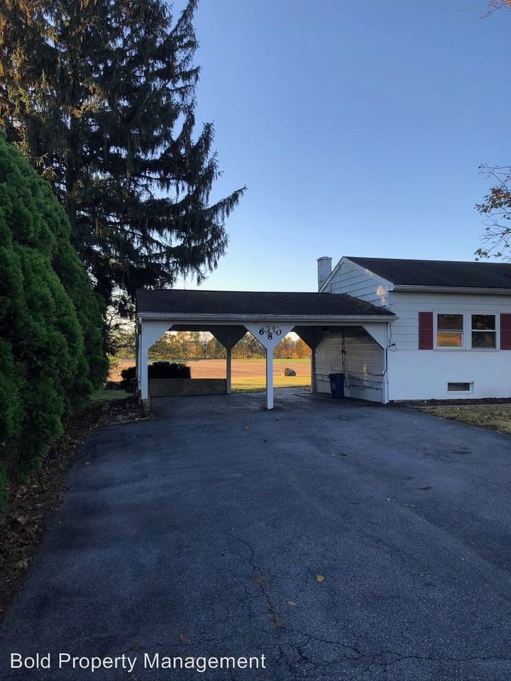 680 E. Kercher Ave. - Photo 2 of 28