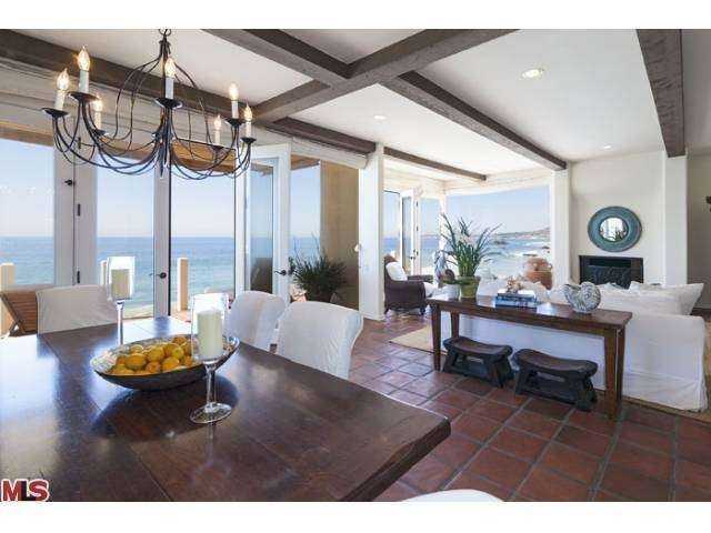 24712 Malibu Rd - Photo 3 of 27