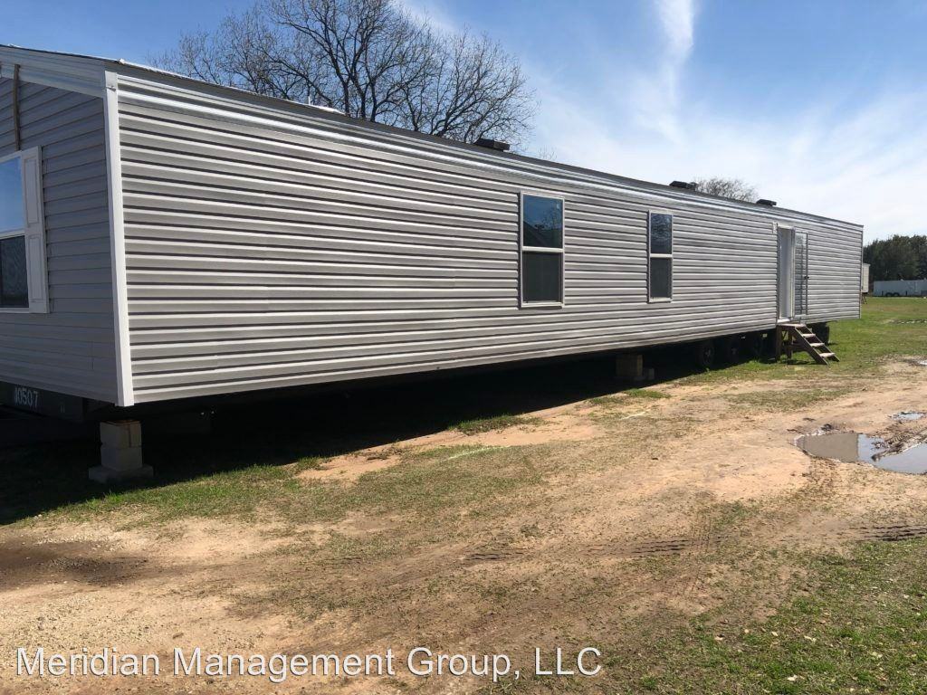 100 Banashee Circle - Photo 3 of 3