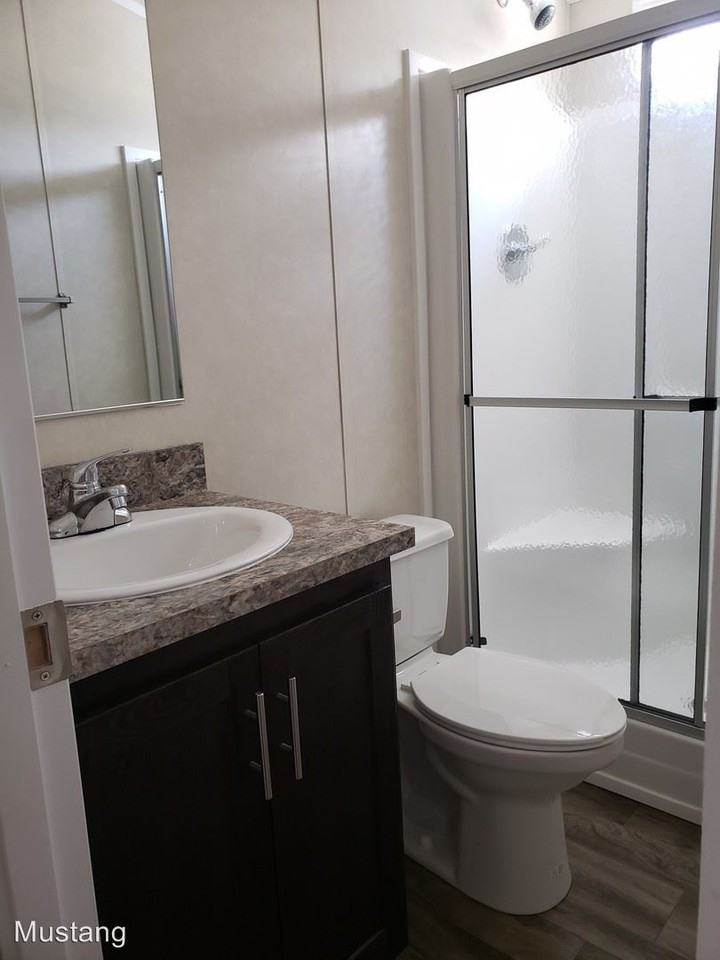 442 Millers Lane Space 10 - Photo 2 of 6