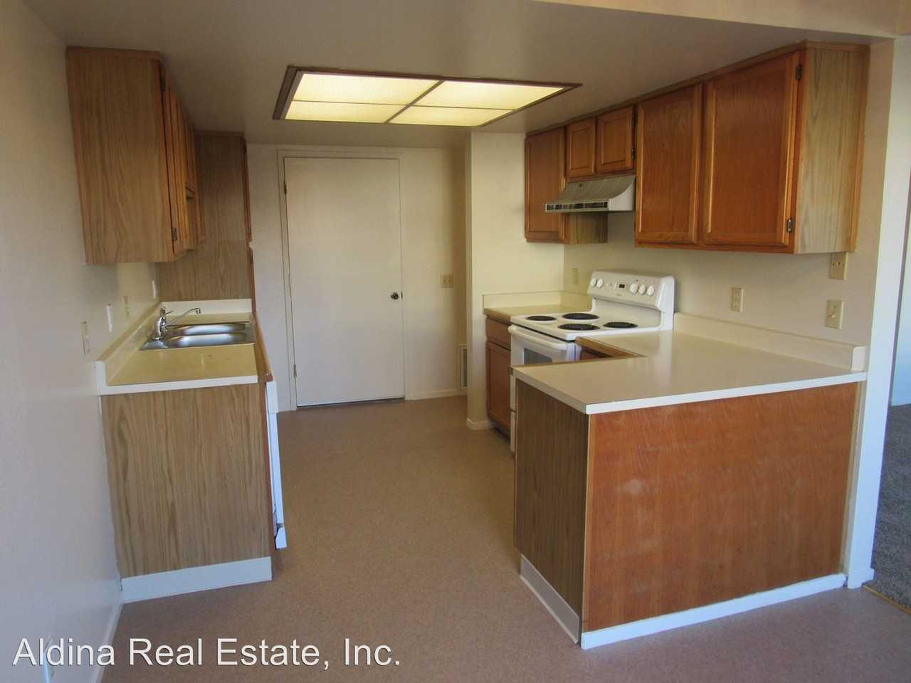 186 Terry Loop - Photo 2 of 13