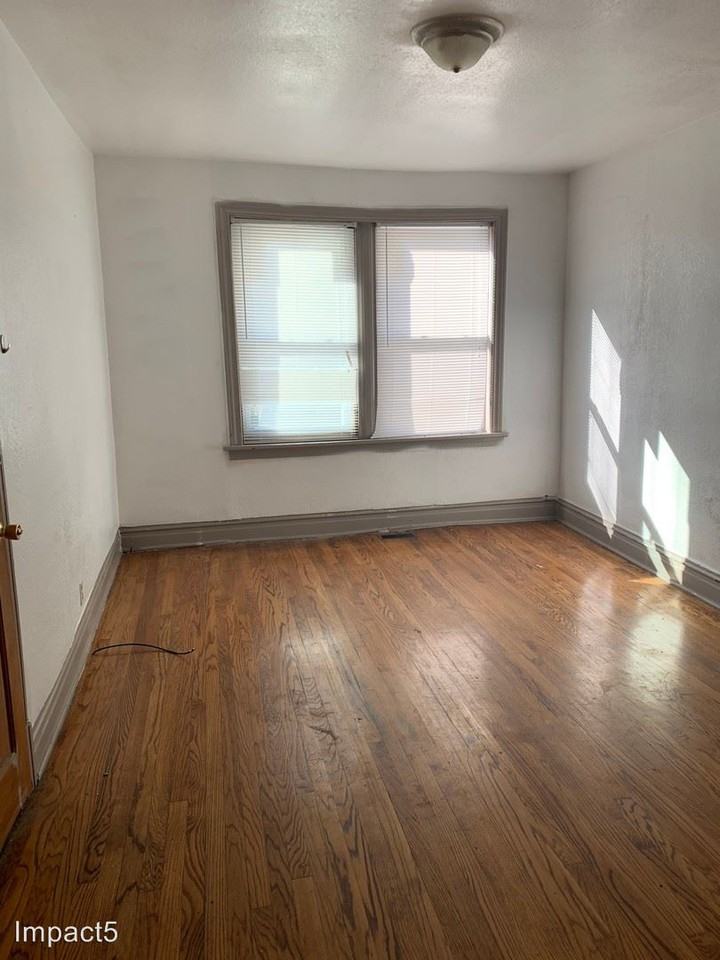 3810 Keokuk - Photo 2 of 5