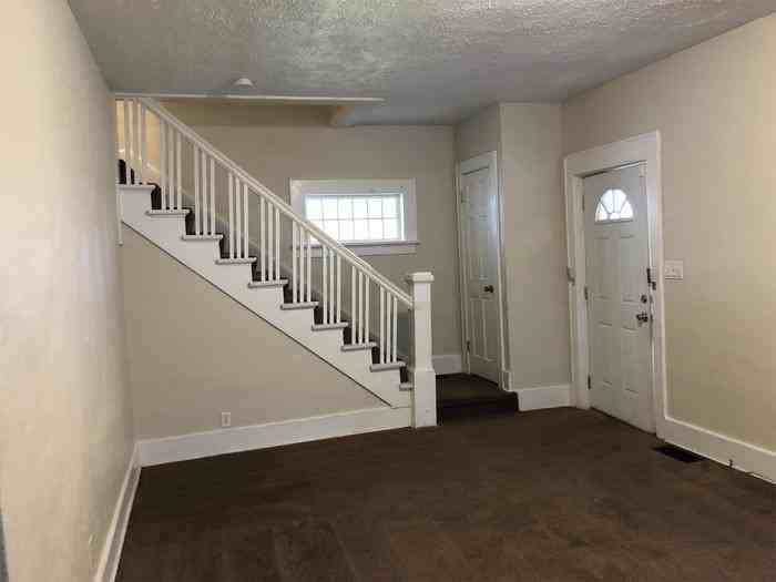 1017 North Meade Street - Photo 3 of 17