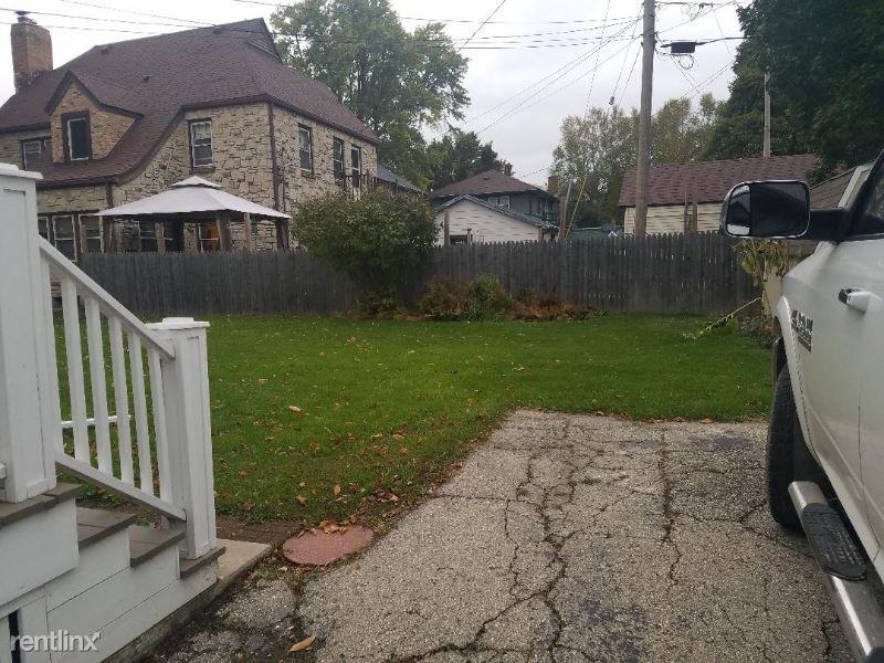 522 W. Maple Ave. 1 - Photo 3 of 21