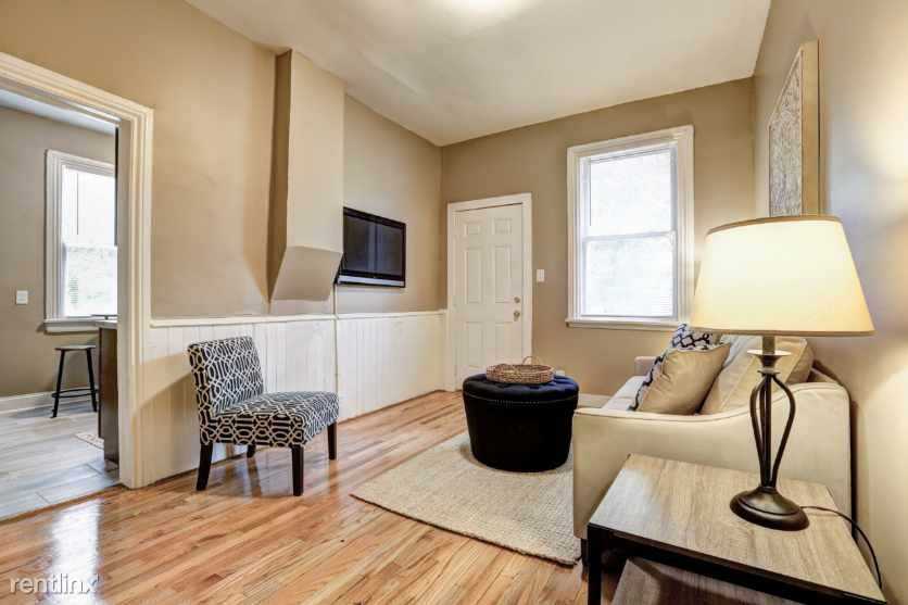 1616 N 21st St - Photo 3 of 10