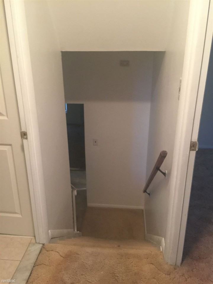 5710 Pembroke Ave - Photo 2 of 10