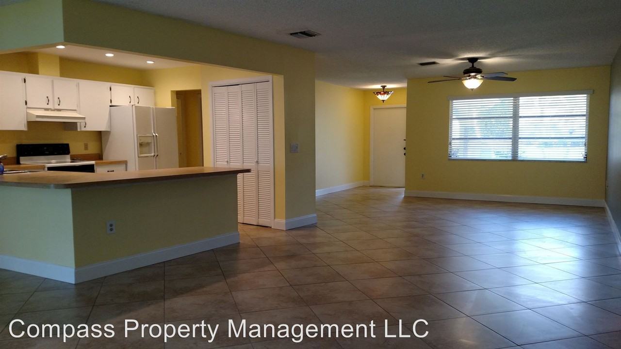 1327 Lucaya Avenue - Photo 3 of 23