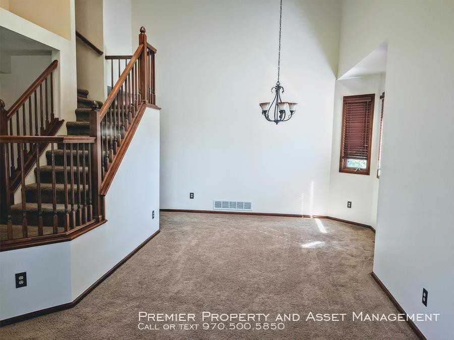 4424 Irongate Ct - Photo 2 of 34