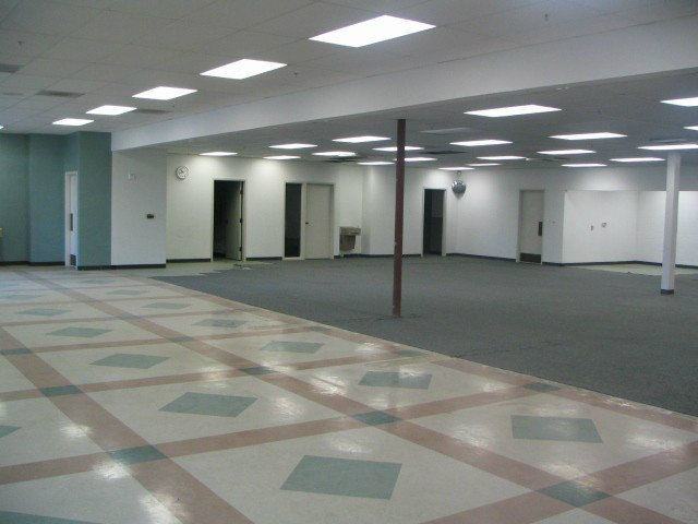 550 Walnut Ave - Photo 2 of 19