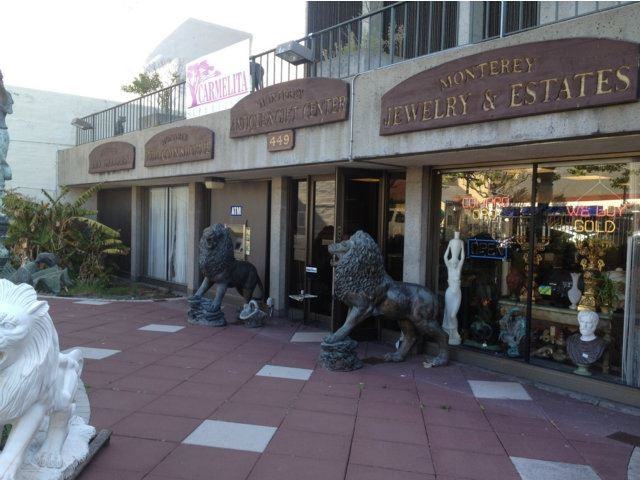 449 Alvarado St - Photo 3 of 5