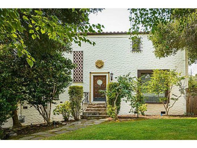 2815 Hillside Dr - Photo 2 of 19